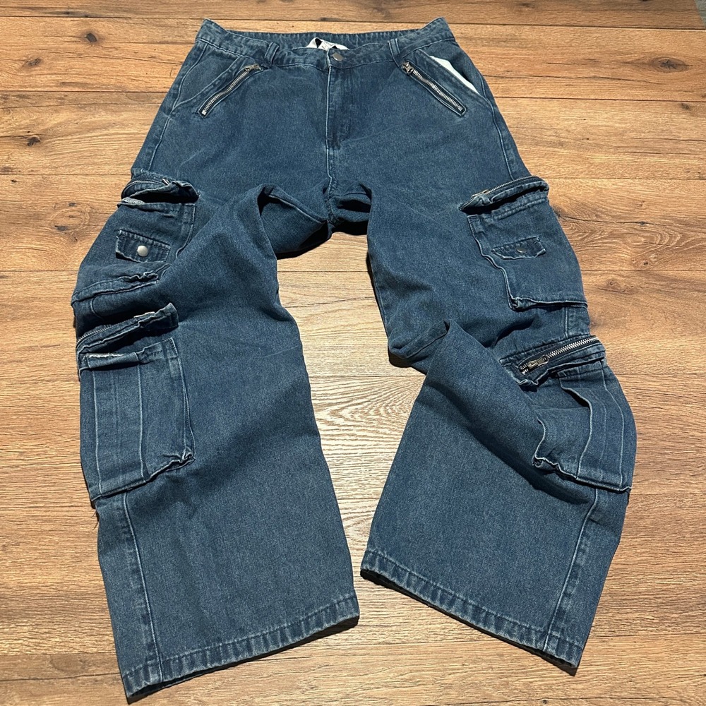 Vine and Valley Blue Denim Cargo Jeans Women Large Wide Leg Utility‎ Streetwear